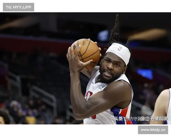 NBA赛场沦为格斗场!森林狼与活塞掐脖扭打,7人被罚出场! NBA赛场沦为格斗场!森林狼与活塞掐脖扭打,7人被罚出场!